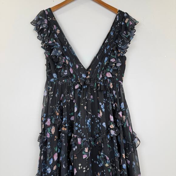 leena for Mac Duggal
Ruffled Floral Gown 💘 - Picture 13 of 16